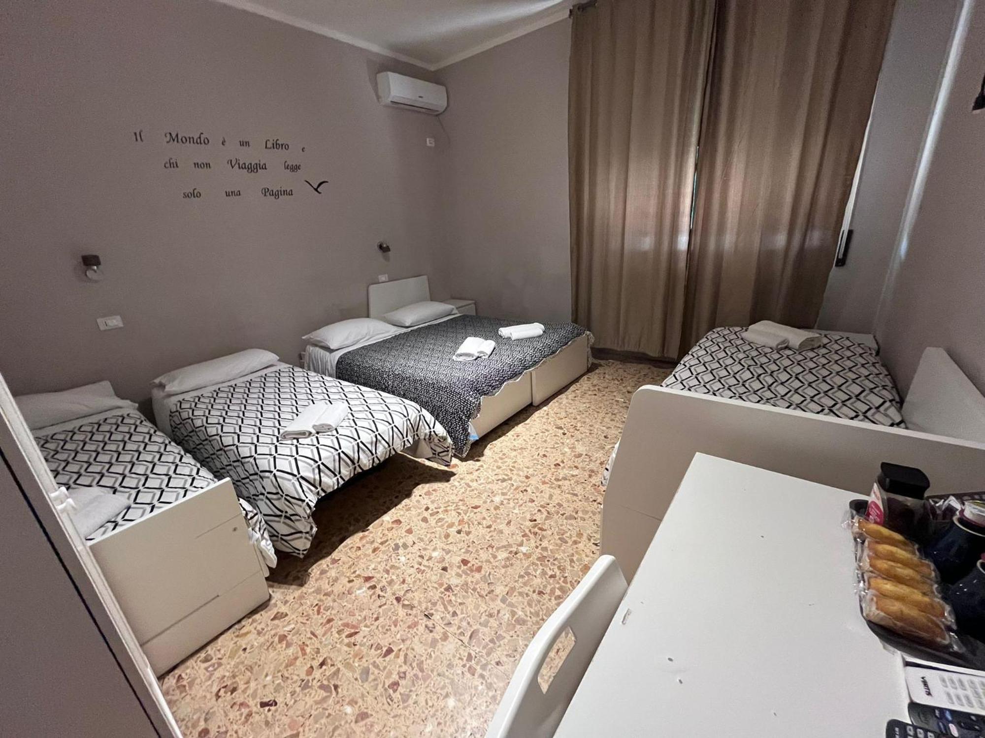 Hotel Via Vai à Pise Extérieur photo