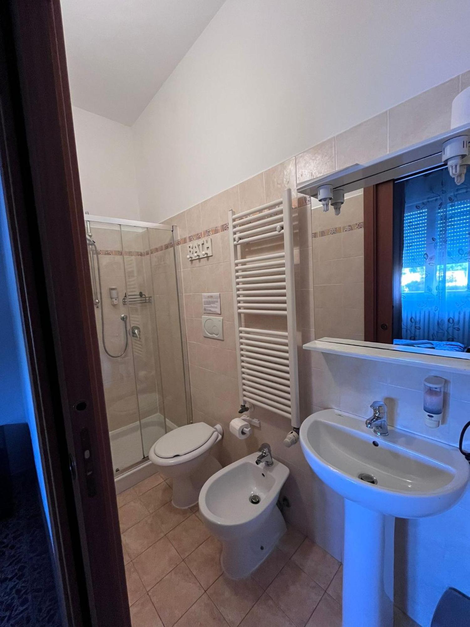 Hotel Via Vai à Pise Extérieur photo