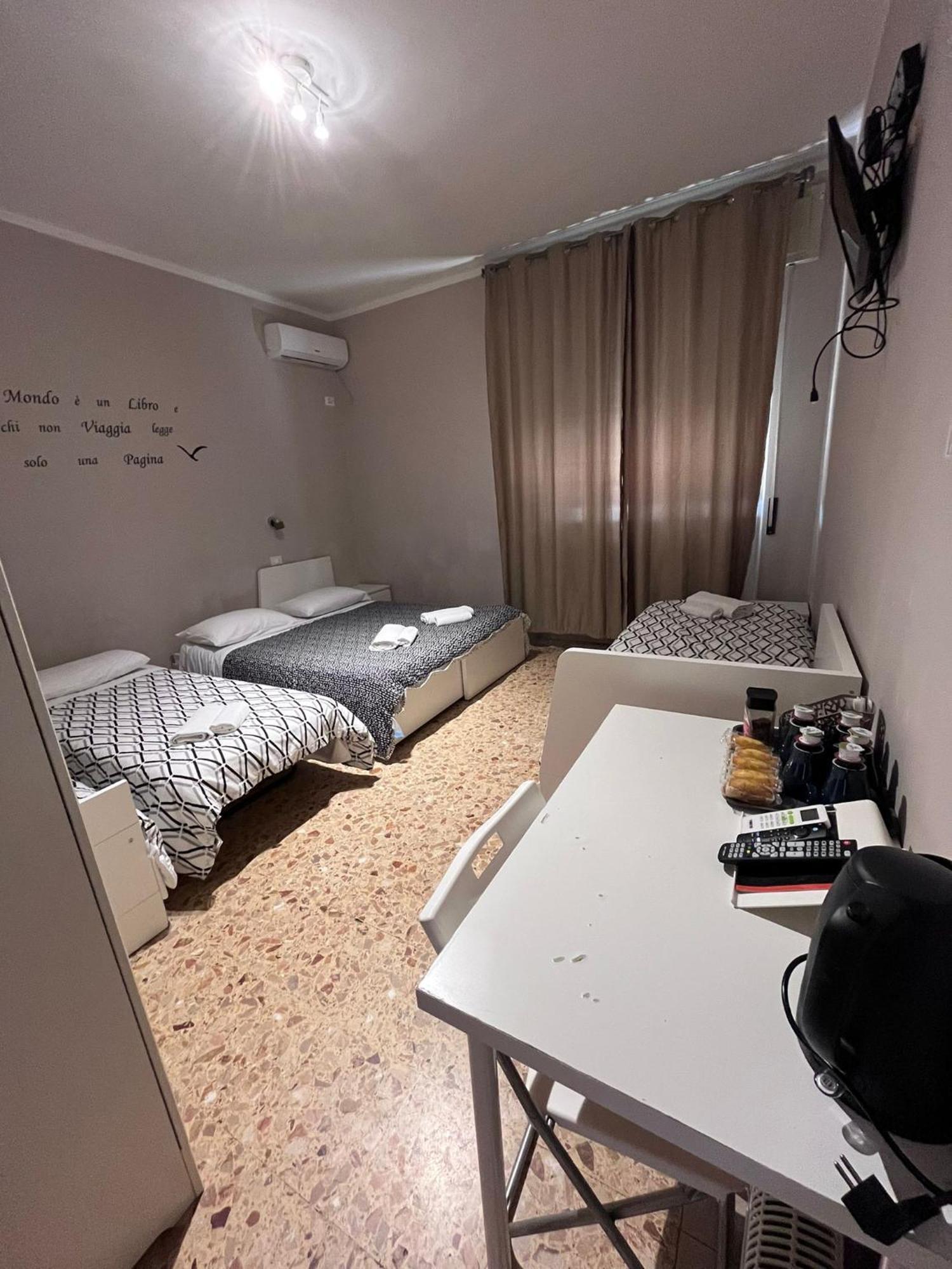 Hotel Via Vai à Pise Extérieur photo