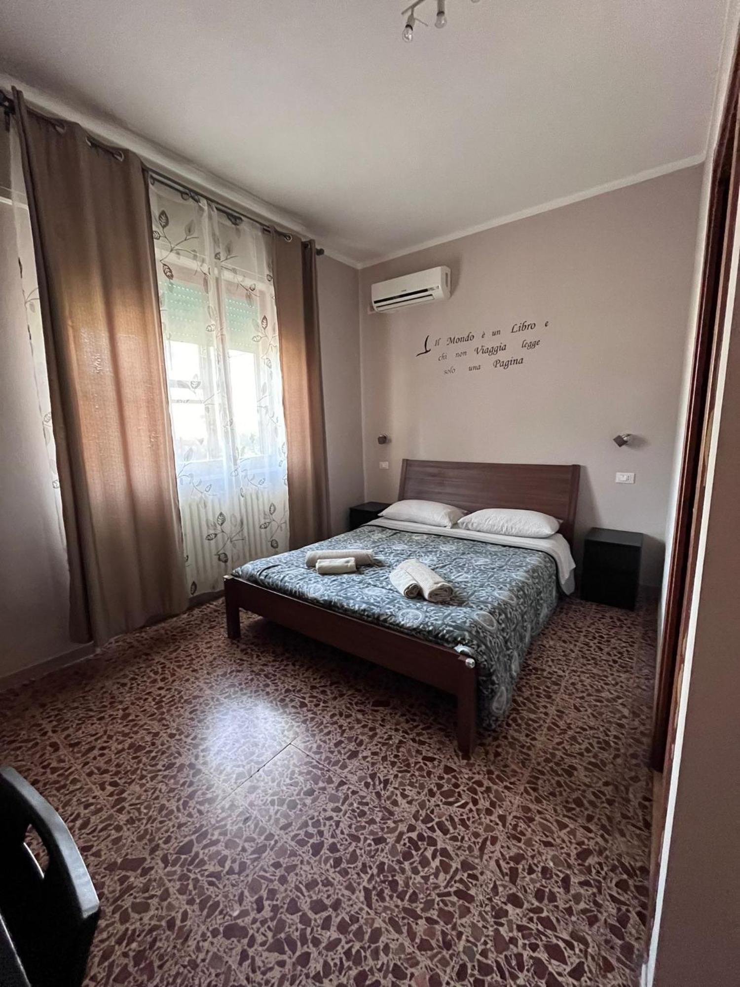 Hotel Via Vai à Pise Extérieur photo