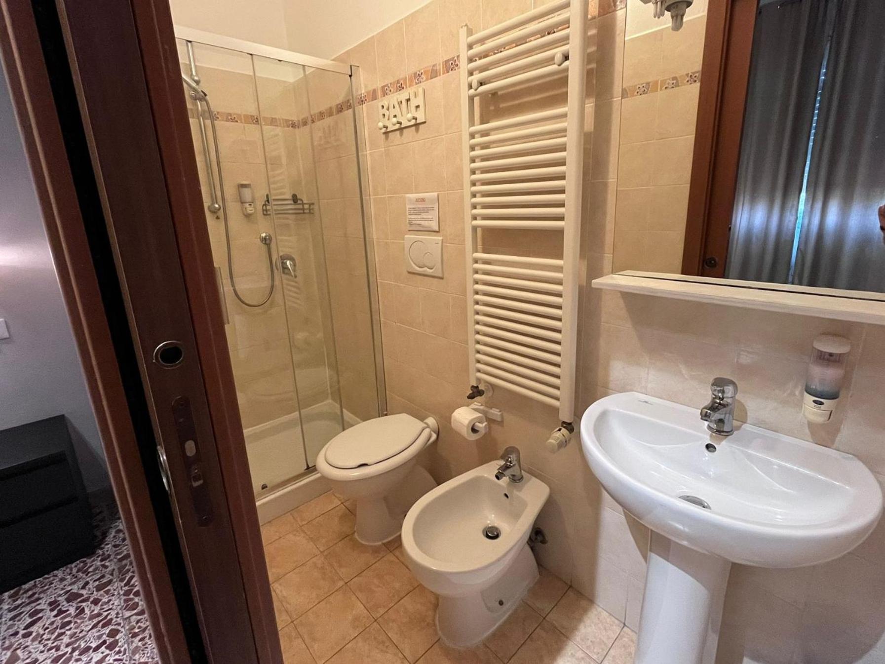 Hotel Via Vai à Pise Chambre photo